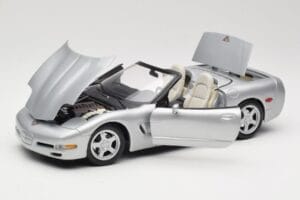 Chevrolet Corvette C5 Kabriolet Strieborný Maisto 1:18 50317 Kov – obrázok 2 z 8