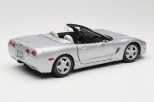 Chevrolet Corvette C5 Kabriolet Strieborný Maisto 1:18 50317 Kov – obrázok 3 z 8