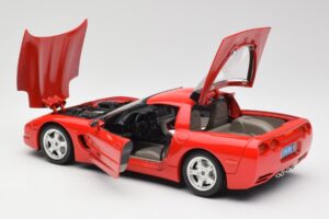 Chevrolet Corvette C5 Červený Bburago 1:18 3066 Kov – obrázok 5 z 8