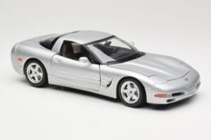 Chevrolet Corvette C5 Strieborný Bburago 1:18 3056 Kov – obrázok 6 z 8