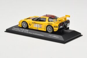 Chevrolet Corvette C5-R #3 R. Fellows / J. O'Connell / O. Gavin ALMS Petit Le Mans 2002 Minichamps 1:43 400021493 Kov – obrázok 3 z 4