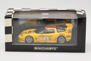 Chevrolet Corvette C5-R #3 R. Fellows / J. O'Connell / O. Gavin ALMS Petit Le Mans 2002 Minichamps 1:43 400021493 Kov – obrázok 4 z 4