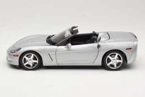 Chevrolet Corvette C6 Kabriolet Strieborný Hot Wheels 1:18 B6052 Kov – obrázok 4 z 8