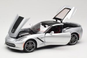 Chevrolet Corvette C7 Strieborný Maisto 1:18 38132 Kov – obrázok 2 z 8