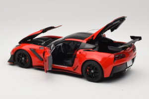 Chevrolet Corvette C7 ZR1 Torch Red IXO 1:18 18RDC243-FO Kov – obrázok 5 z 8