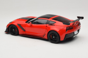 Chevrolet Corvette C7 ZR1 Torch Red IXO 1:18 18RDC243-FO Kov – obrázok 7 z 8
