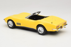 Chevrolet Corvette C3 Kabriolet Daytona Yellow Norev 1:18 189039 Kov – obrázok 5 z 6