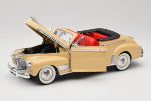 Chevrolet Deluxe Kabriolet Béžový Eagle Collectibles 1:18 3022518 Kov – obrázok 2 z 8