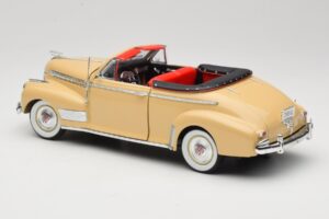Chevrolet Deluxe Kabriolet Béžový Eagle Collectibles 1:18 3022518 Kov – obrázok 7 z 8