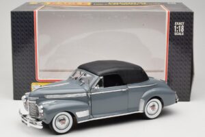Chevrolet Deluxe Kabriolet So Skladacou Strechou Šedý Eagles Race 1:18 7497276 Kov – obrázok 8 z 8
