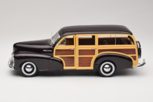 Chevrolet Fleetmaster Woody Čierny Maisto 1:18 56043 Kov – obrázok 4 z 8
