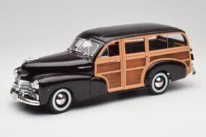 Chevrolet Fleetmaster Woody Čierny & Wood Panels Maisto 1:18 43697545B Kov