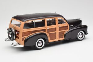Chevrolet Fleetmaster Woody Hnedý Maisto 1:18 36854 Kov – obrázok 3 z 8