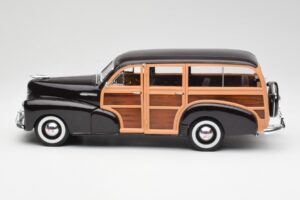 Chevrolet Fleetmaster Woody Hnedý Maisto 1:18 36854 Kov – obrázok 4 z 8