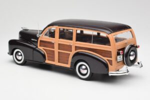 Chevrolet Fleetmaster Woody Hnedý Maisto 1:18 36854 Kov – obrázok 7 z 8