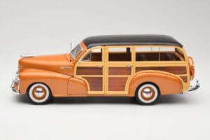 Chevrolet Fleetmaster Woody Zlatý Maisto 1:18 56042 Kov – obrázok 4 z 8