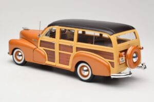Chevrolet Fleetmaster Woody Zlatý Maisto 1:18 56042 Kov – obrázok 7 z 8