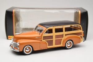 Chevrolet Fleetmaster Woody Zlatý Maisto 1:18 56042 Kov – obrázok 8 z 8