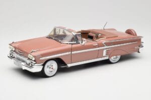 Chevrolet Impala Kabriolet Hnedý Motormax 1:18 73112 Kov