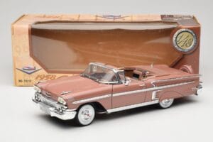 Chevrolet Impala Kabriolet Hnedý Motormax 1:18 73112 Kov – obrázok 8 z 8