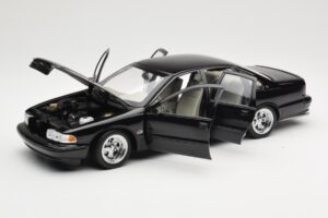 Chevrolet Impala SS Čierny AUTOart 1:18 71091 Kov – obrázok 2 z 8