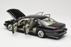 Chevrolet Impala SS Čierny AUTOart 1:18 71091 Kov – obrázok 5 z 8