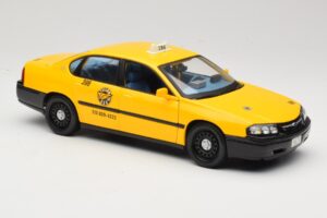 Chevrolet Impala Taxi Maisto 1:18 36617 Kov – obrázok 6 z 8