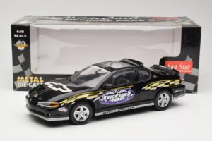 Chevrolet Monte Carlo SS Official Pace Car 2000 Sun Star 1:18 1988 Kov – obrázok 8 z 8