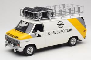 Opel Manta 400 Group B Rally Tour de Corse 1984 S Chevrolet G30 Servisným Vozidlom Otto 1:18 OT491 Živica – obrázok 4 z 13