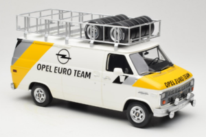 Opel Manta 400 Group B Rally Tour de Corse 1984 S Chevrolet G30 Servisným Vozidlom Otto 1:18 OT491 Živica – obrázok 7 z 13