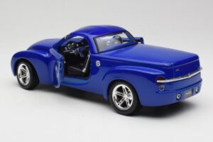 Chevrolet SSR Concept Modrý Maisto 1:18 531612 Kov – obrázok 5 z 8