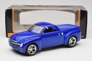 Chevrolet SSR Concept Modrý Maisto 1:18 531612 Kov – obrázok 8 z 8