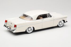 Chrysler 300B Biely Maisto 1:18 531897 Kov – obrázok 3 z 8