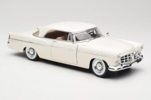 Chrysler 300B Biely Maisto 1:18 531897 Kov – obrázok 6 z 8