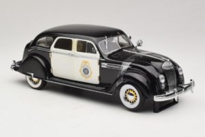 Chrysler Airflow Policajné Auto Signature Models 1:18 CCSM01 Kov – obrázok 4 z 6