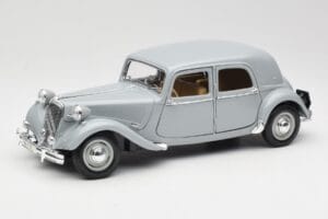 Citroen 15CV 6 Cyl Šedý Maisto 1:18 50313 Kov