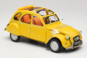 Citroen 2CV 6 Club Mimosa Yellow Norev 1:18 181496 Kov – obrázok 4 z 6