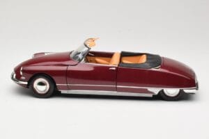 Citroen DS19 Kabriolet Bordeaux Norev 1:18 181561 Kov – obrázok 4 z 8