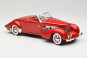 Cord 812 Kabriolet Červený American Muscle 1:18 32158 Kov – obrázok 6 z 8