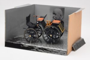 Daimler Motorkutsche 1886 Minichamps 1:24 B66040002 Kov – obrázok 3 z 4
