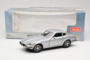 Datsun 240Z S30 Strieborný Sun Star 1:18 3503 Kov – obrázok 8 z 8