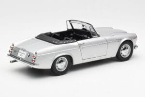 Datsun Fairlady 2000 SR311 Roadster Strieborný AUTOart 1:18 77432 Kov – obrázok 3 z 8