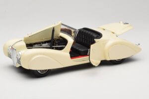Delahaye Kabriolet Krémový Guiloy 1:18 68580 Kov – obrázok 2 z 8