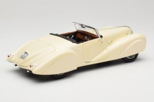 Delahaye Kabriolet Krémový Guiloy 1:18 68580 Kov – obrázok 3 z 8