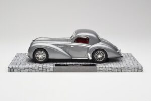 Delahaye Type 145 V12 Coupe Mullin Museum Minichamps 1:18 107116120 Kov – obrázok 3 z 6