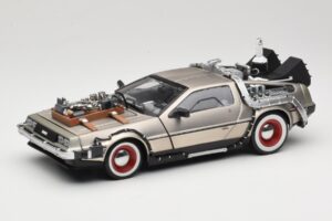 DeLorean DMC-12 Back to the Future Part III Sun Star 1:18 2712 Kov