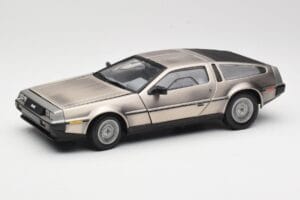 DeLorean DMC-12 LK Strieborný Sun Star 1:18 2701 Kov