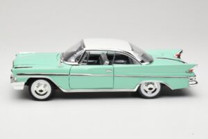 DeSoto Adventurer Zelený American Mint 1:18 92738 Kov – obrázok 4 z 8