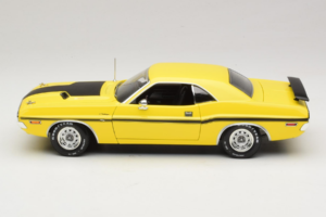 Dodge Challenger R/T NCIS TV Series Car Greenlight 1:18 12845 Kov – obrázok 4 z 8