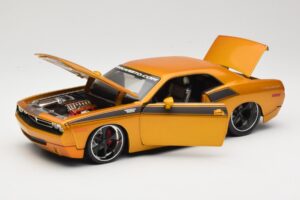 Dodge Challenger Concept Zlatý Maisto 1:18 31320 Kov – obrázok 2 z 8
